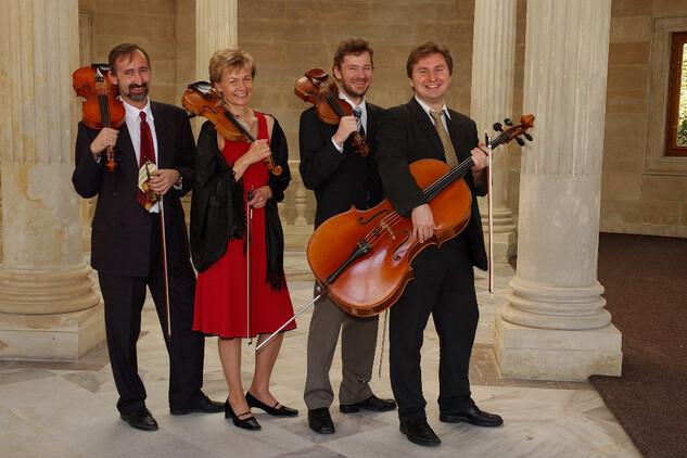 Komorní orchestr Jižního předměstí (část členů)