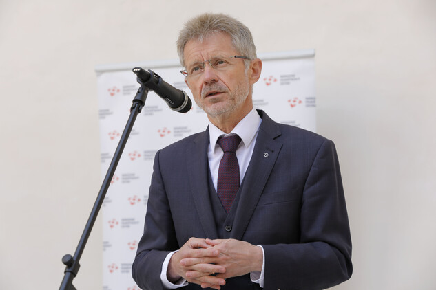 Ze slavnostního zakončení projektu Státní zámek Telč – Růže Vysočiny, 27. 7. 2023: předseda Senátu Parlamentu České republiky Miloš Vystrčil