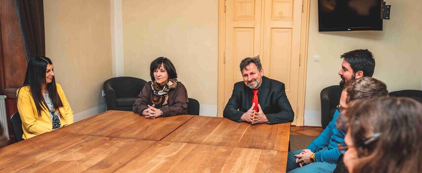 Nový ředitel NPÚ, ÚOP v Telči Ing. Libor Karásek byl uveden do funkce generální ředitelkou NPÚ Ing. arch. Naděždou Goryczkovou. Foto: Michaela Růžičková, NPÚ, ÚOP v Telči